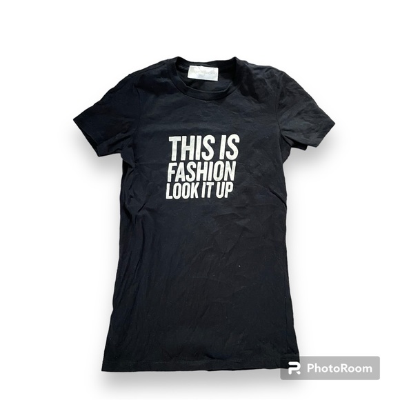 Christian Siriano Tops - CHRISTIAN SIRIANO This Is Fashion Look It Up T Shirt